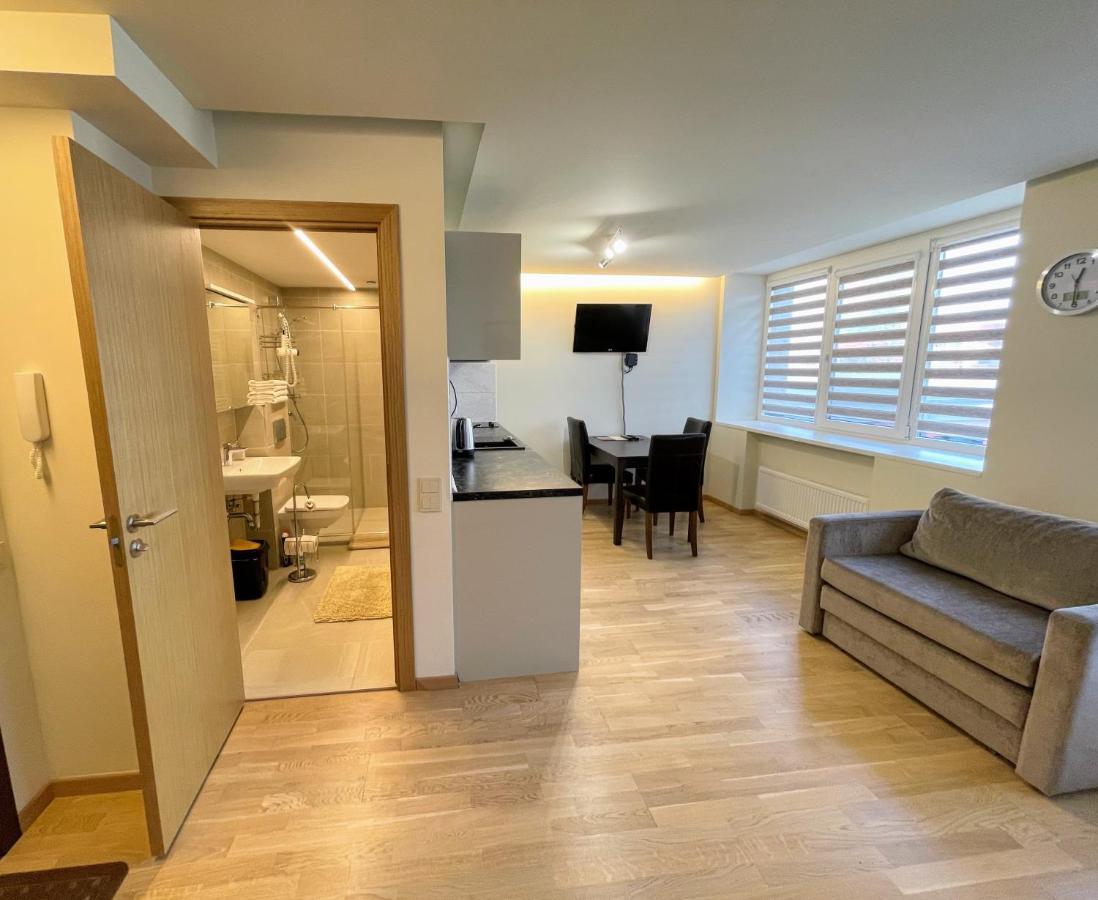 Central Apartment Паланга Экстерьер фото